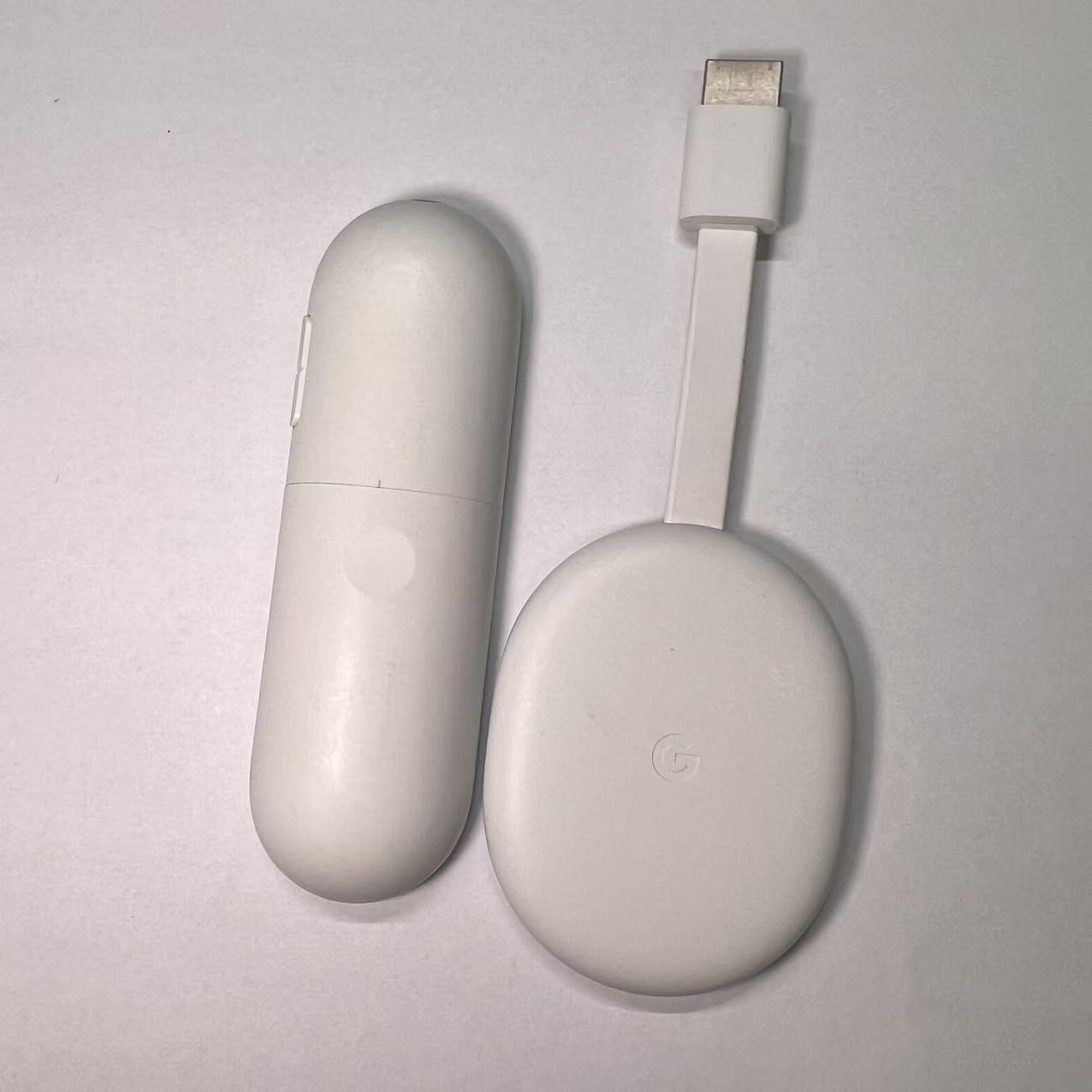Google Chromecast with Google TV 4K – Snow.