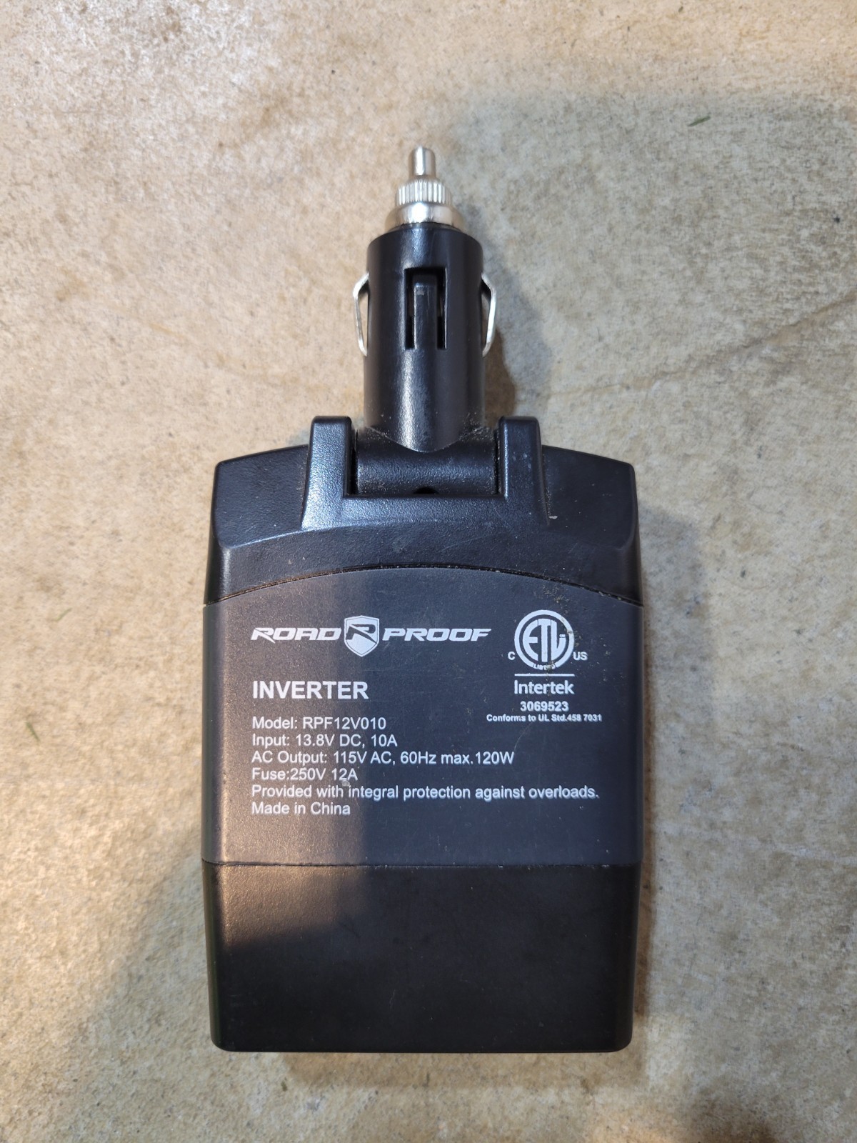 Mixed electronics/accessory bundle in good working condition.