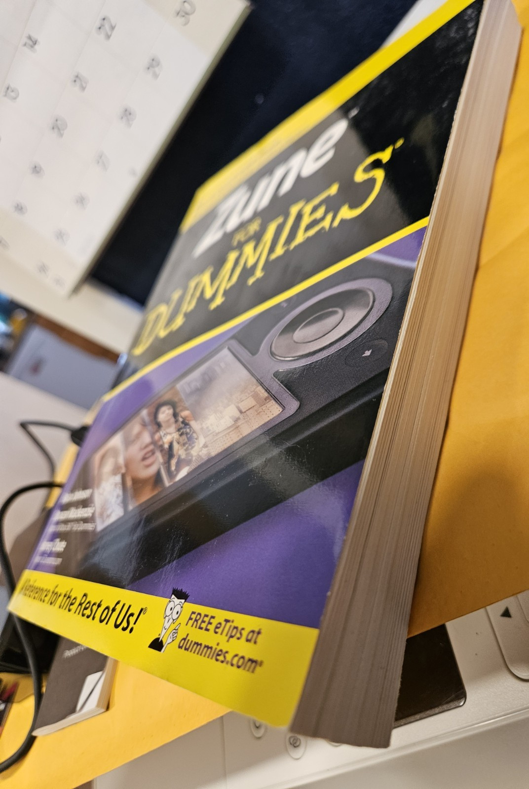 ZUNE FOR DUMMIES Guide and Charger and Docker for Zune