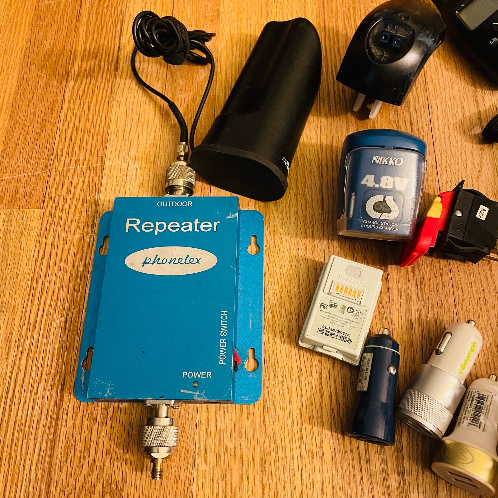 Random Electronics Bundle – Mixed Lot Untested (Accessories, Small Devices)