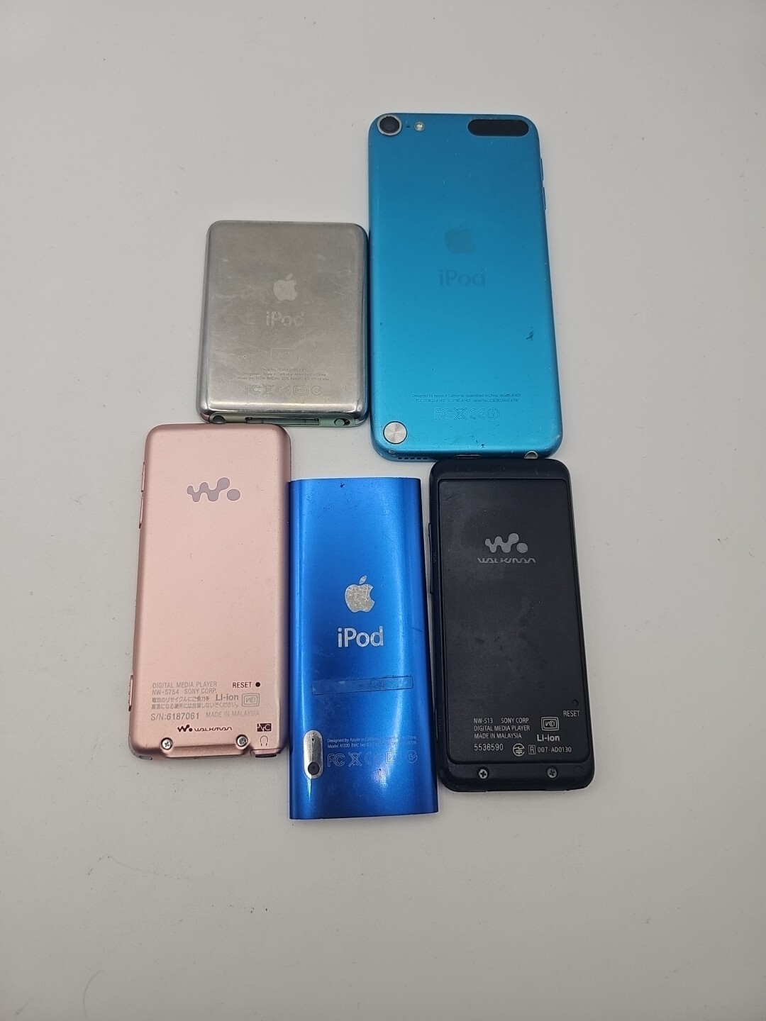 MEDIA PLAYER JOB LOT SONY WALKMAN NW S754, IPOD 1421 IPOD A1320, IPOD 8GB A1236