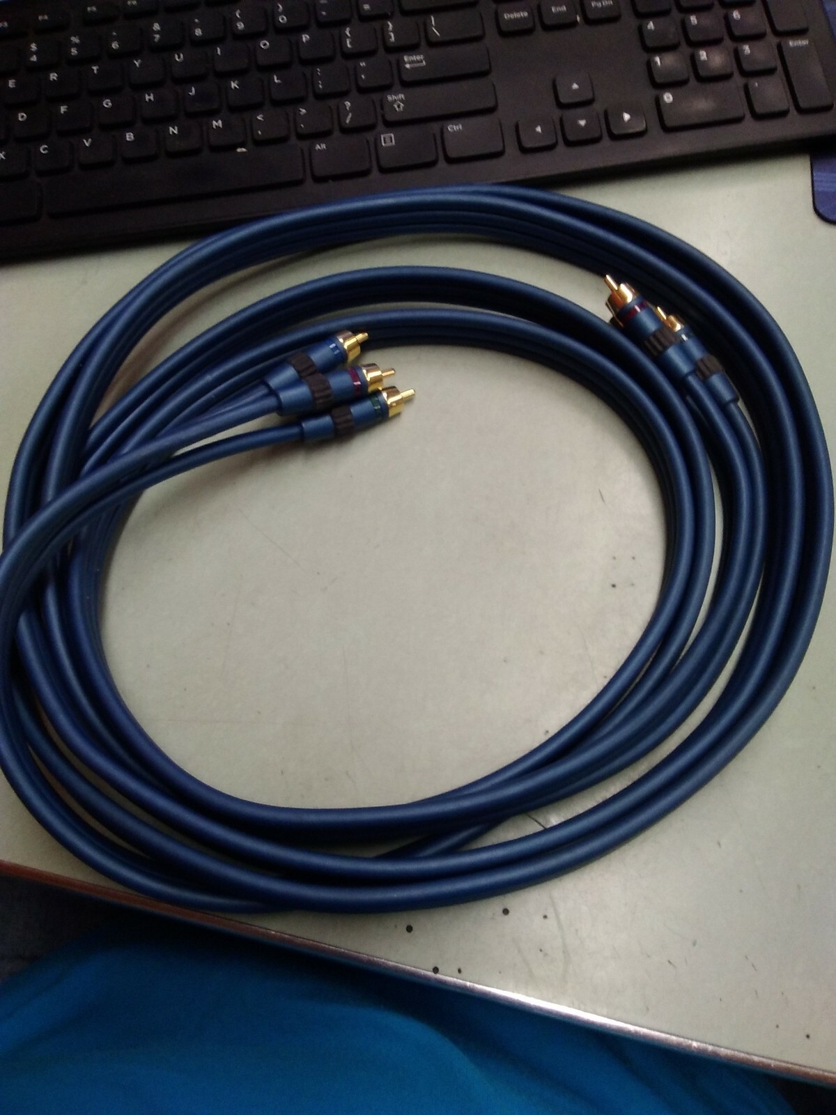 Acoustic Research Performance Series High Definition Video Cable Cord Connector