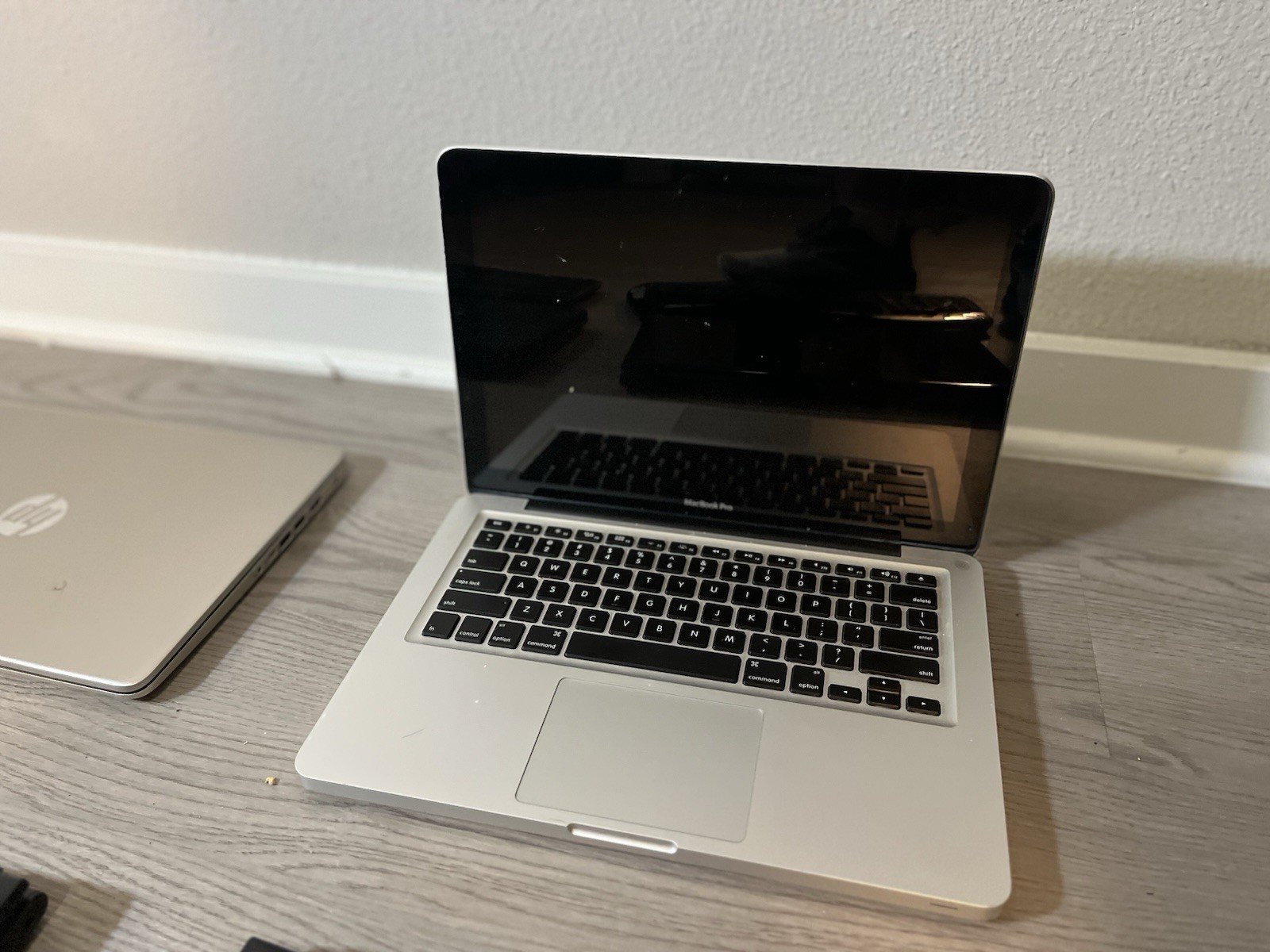 Laptop Lot Dell HP Apple MacBook Pro + Logitech Keyboards FOR PARTS Repair