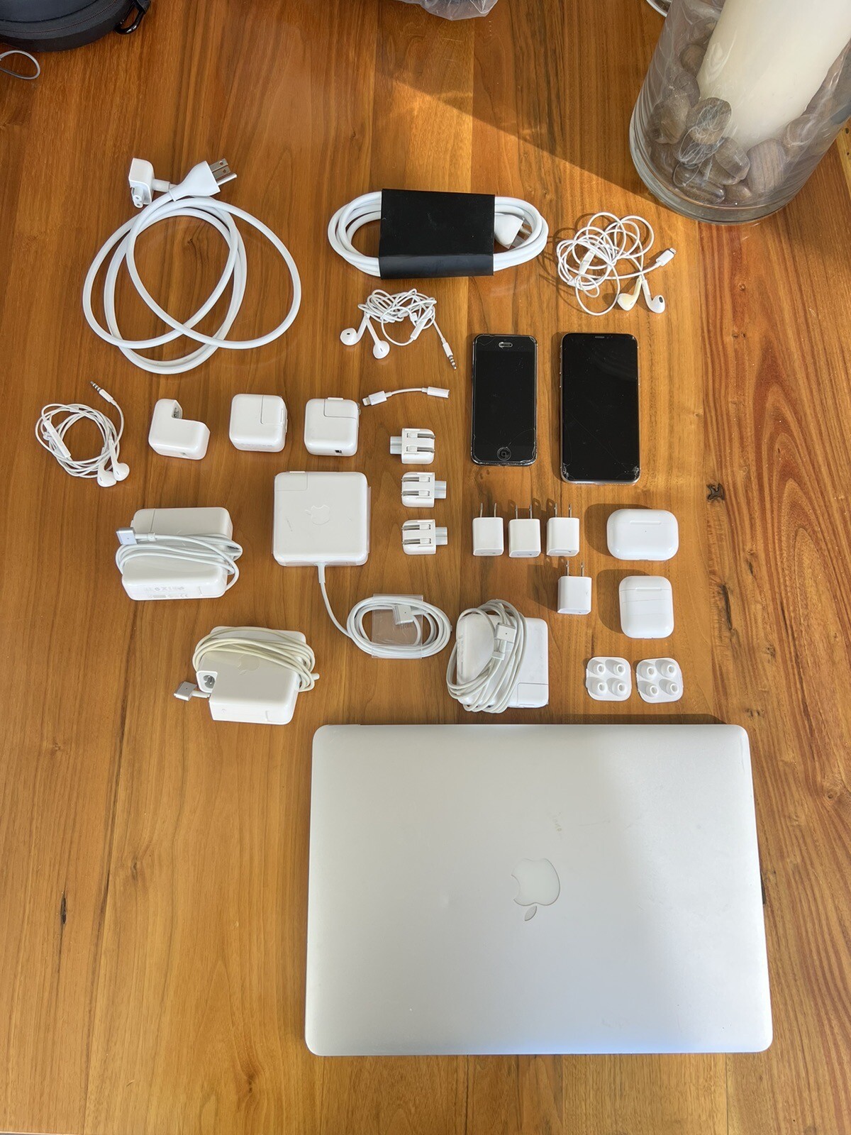 apple products lot – used condition – iphones, macbook, chargers, headphones