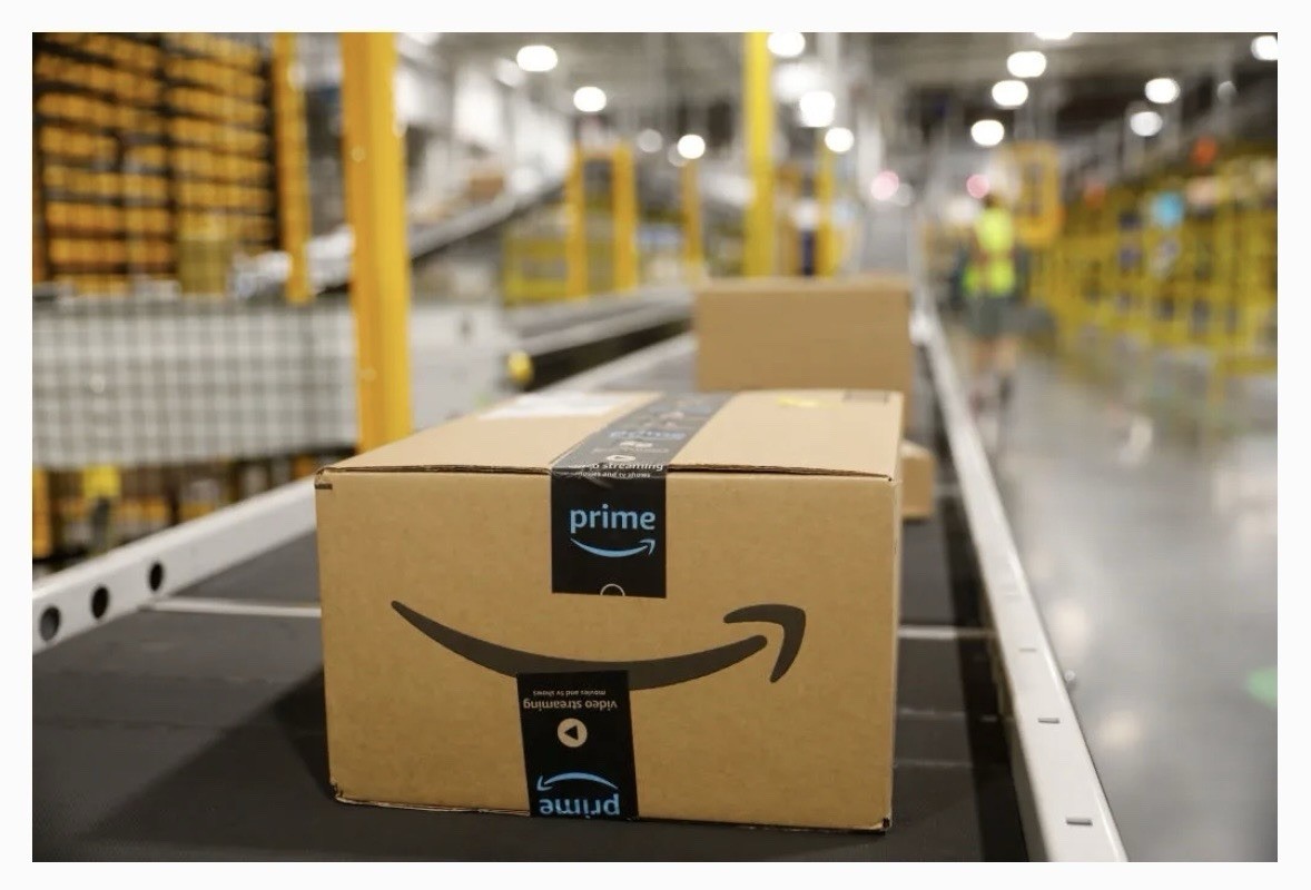 Amazon Mystery Box NEW Merchandise – Liquidation/Retail 22”x 18”x 12” Large Box