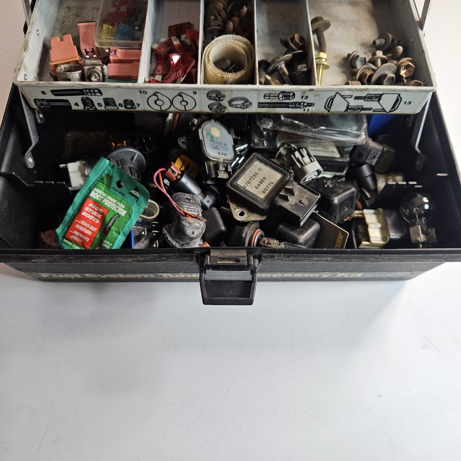LOT Auto Fuels/Bulbs/Cartridge /Misc.