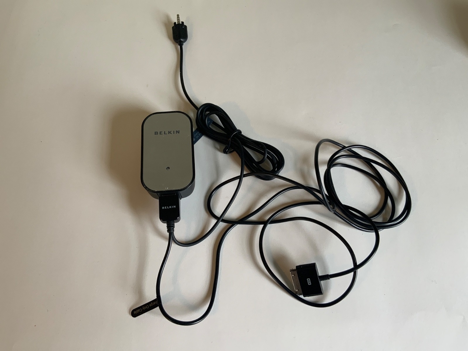 Mixed Lot of 11 Small Electronics and Cables- Untested – Belkin, Blackberry, etc
