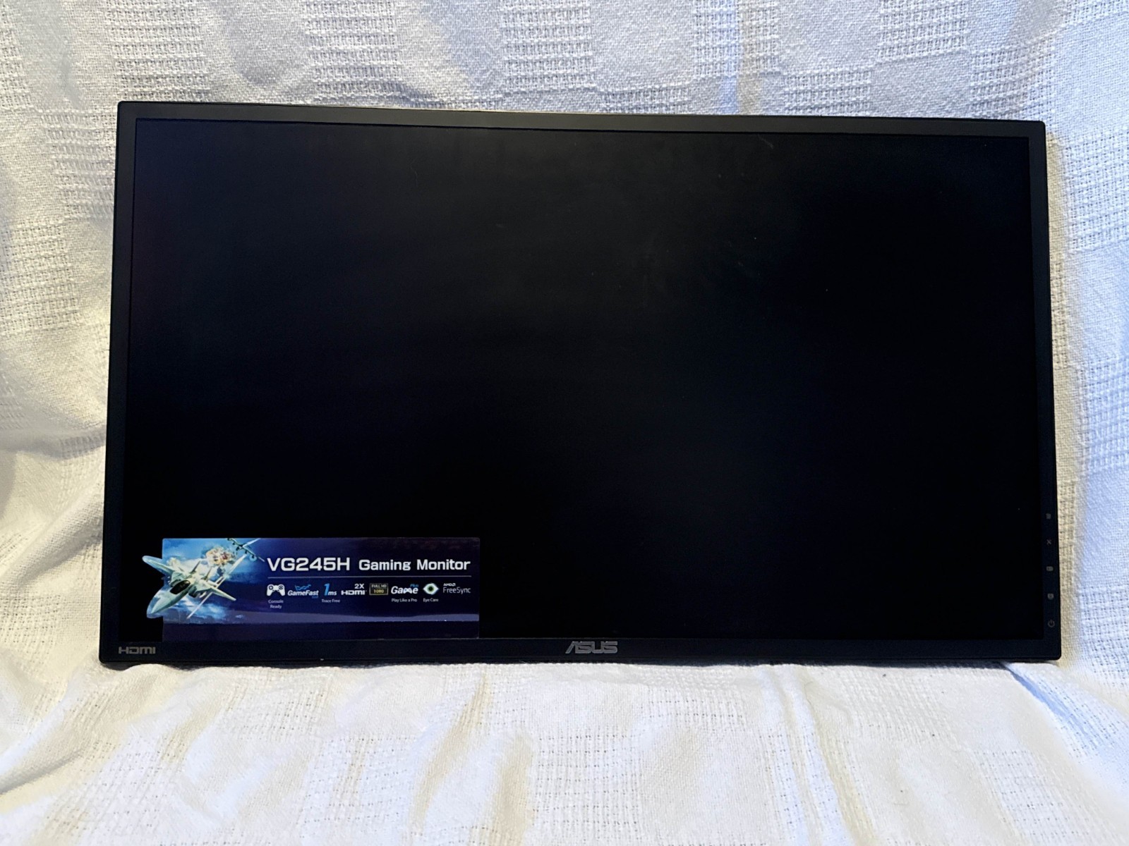 First Time Gamer Lot (Monitor and Headset Duo) Good for a Console Gamer!