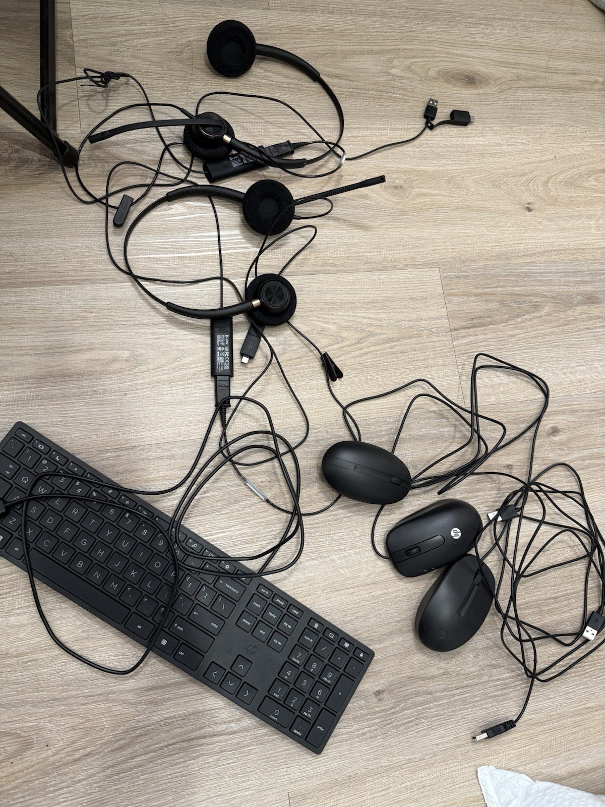 HP Wired Mixed Lot Computer Peripherals: Keyboard, Mice & Headsets