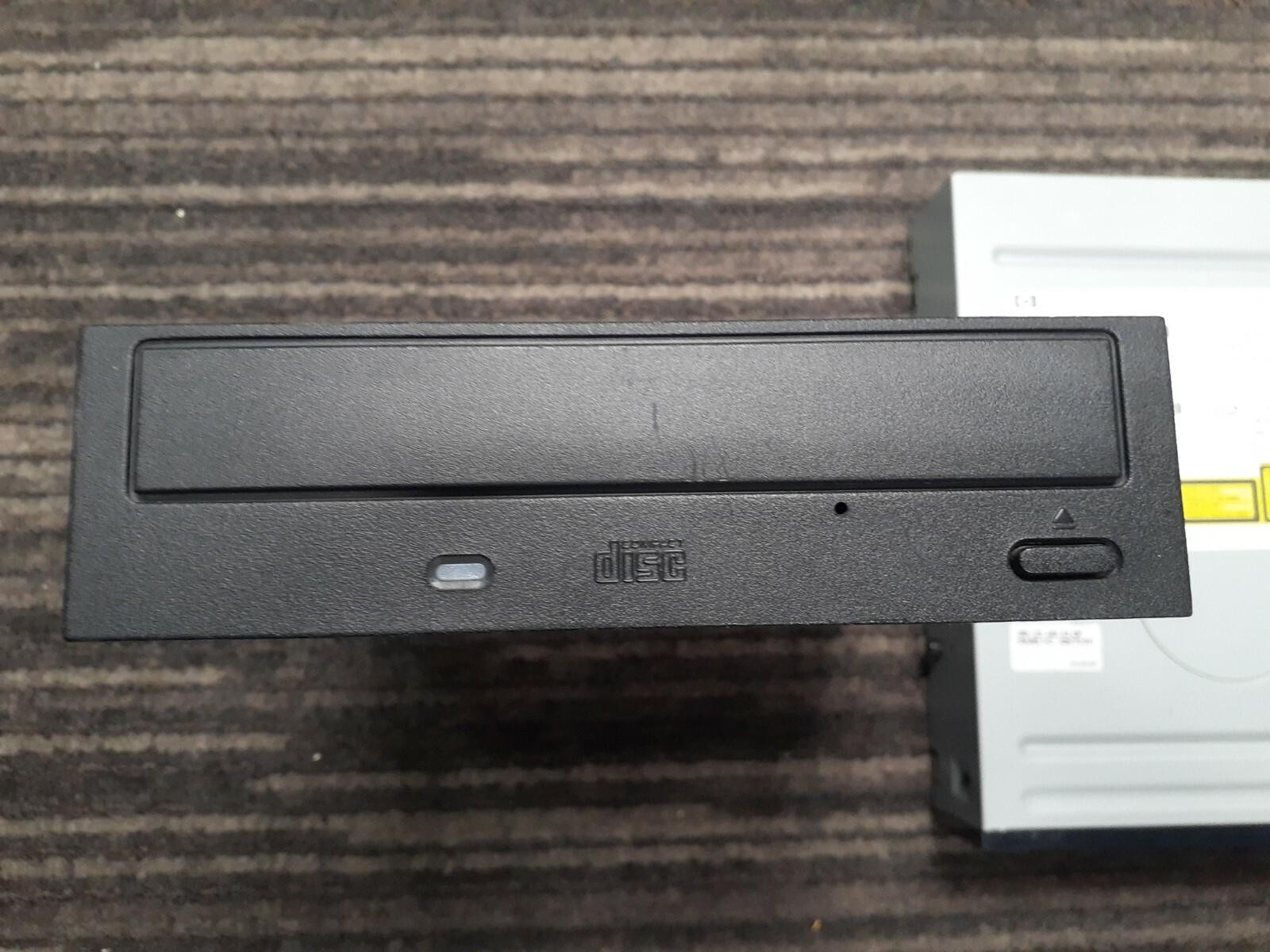 (2) HP CD-ROM DRIVE MODEL GCR-8482B 176135-MD0 323587-001 48X