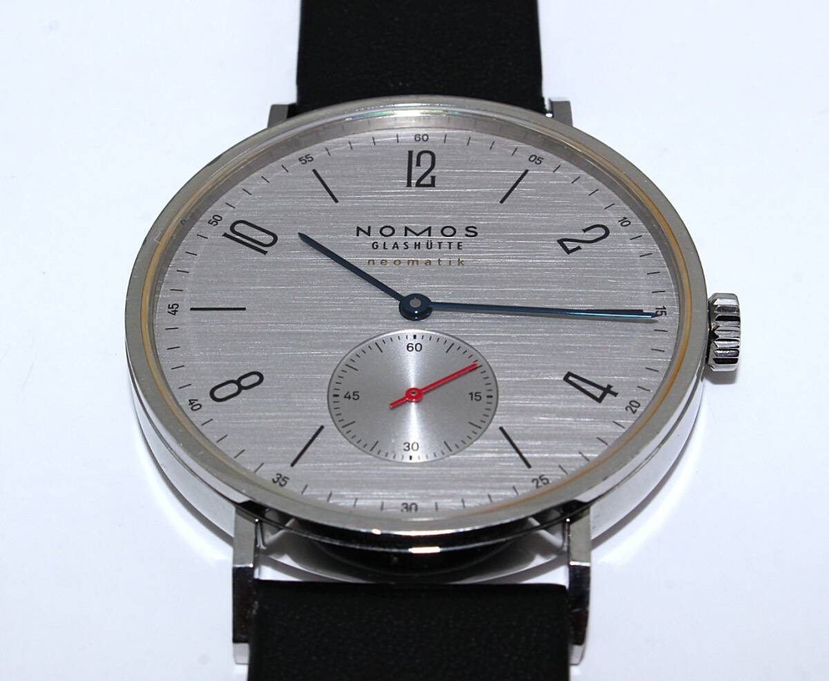 Nomos Glashütte Tangente Neomatik 39 141 Silver Dial Auto Black Strap Men Watch
