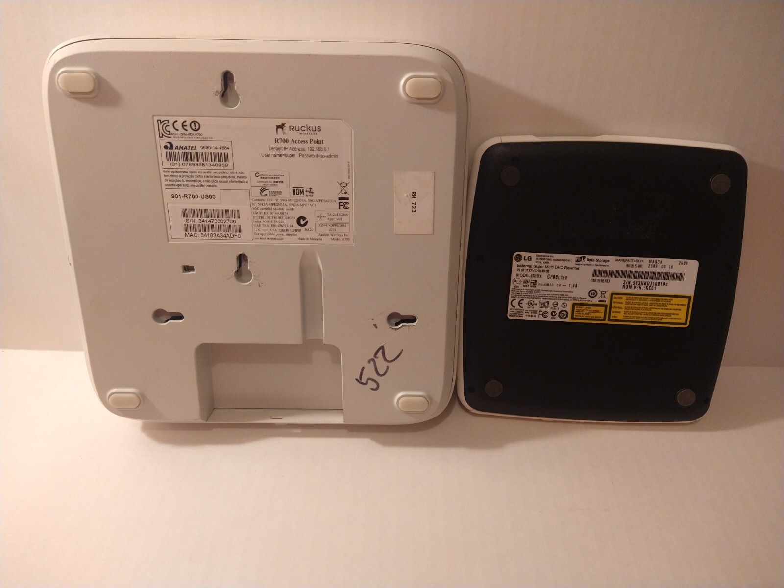 Lot of Electronics. LG and Ruckus. READ DESCRIPTION