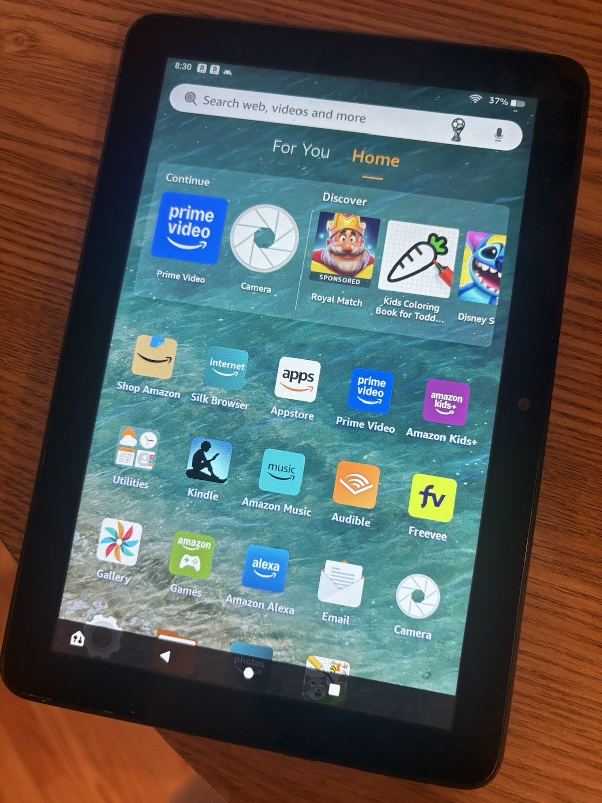 Amazon Fire 7″ Tablet (2017) w/ Echo Dot, Voice Assistant, Charger & USB