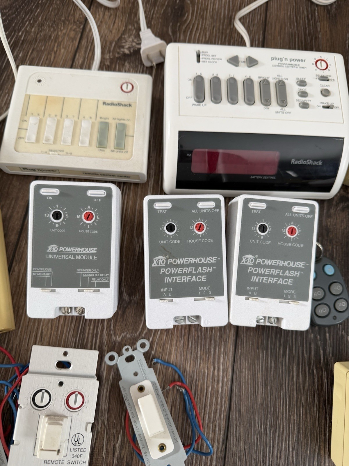 RadioShack Plug ‘n Power Home Automation Remote Control Mixed Lot