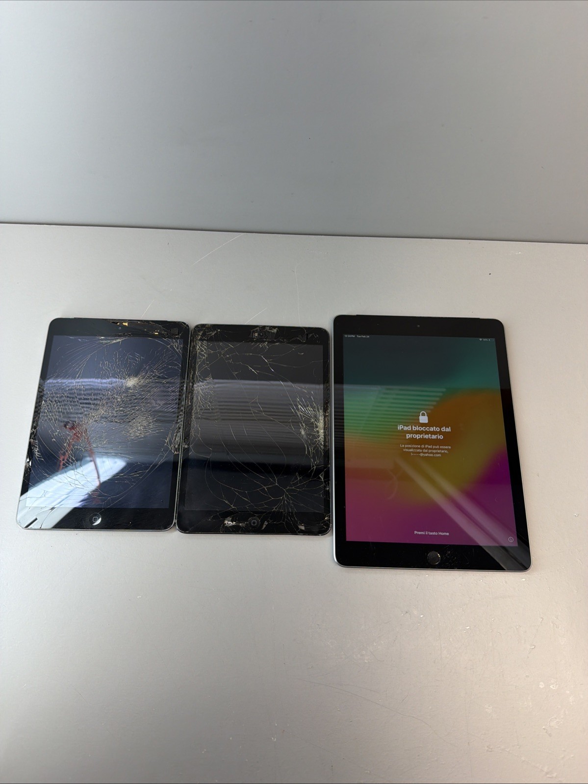iPads For Parts Or Repair Only A1954, A1432, A1490, Mixed Lot Of 3 AS IS