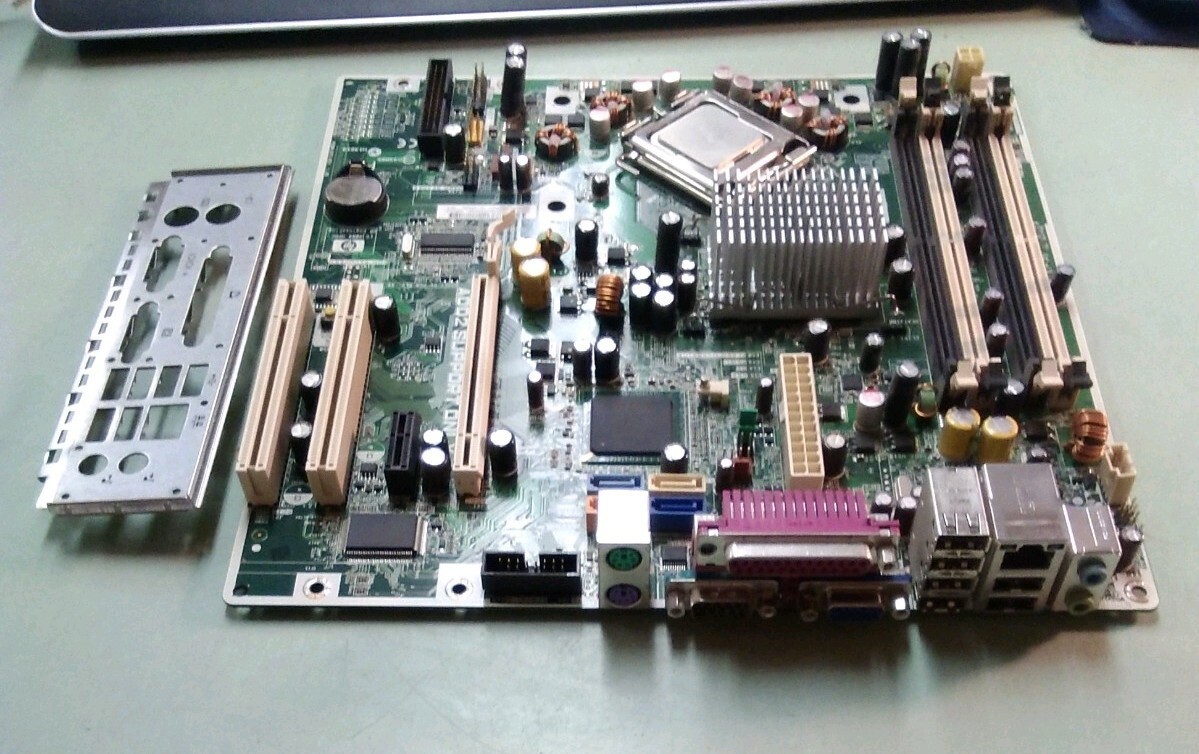 404794-001 404167-001 HP Mid Tower System Board CPU SL9TA