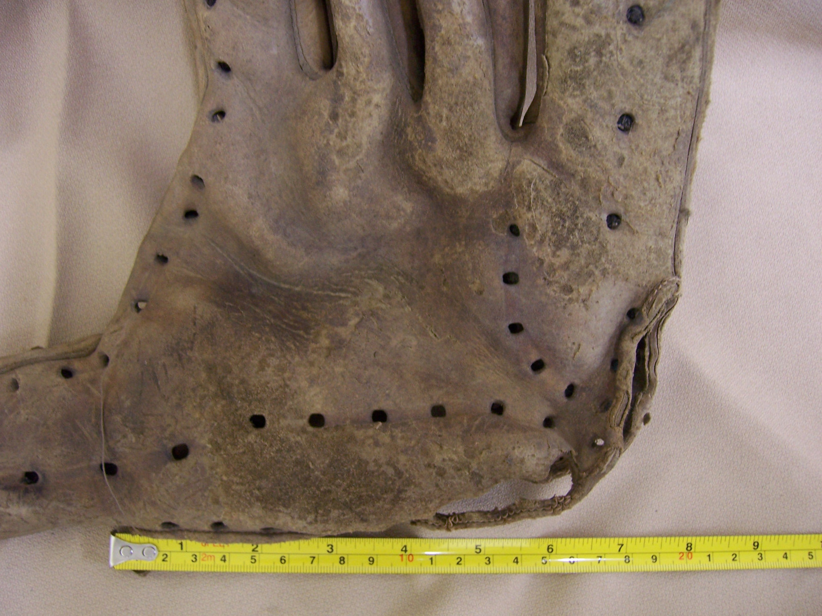 antique Baseball Glove Mit Leather for display only RIVER SALVAGE