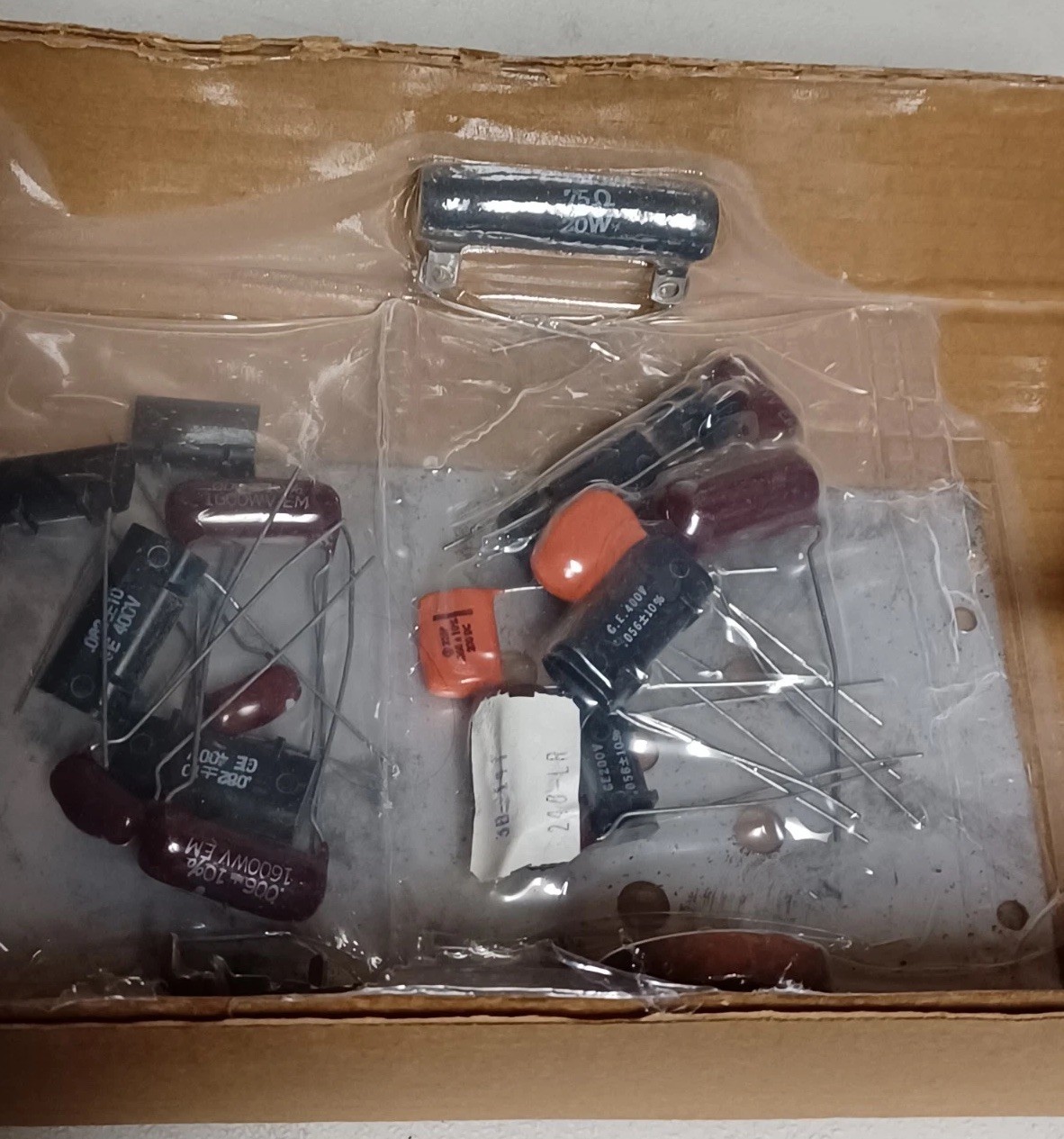 Vintage TV / Radio Electronics Set #2