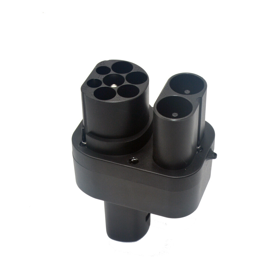 CCS2 to TPC DC fast charging adapter 250A