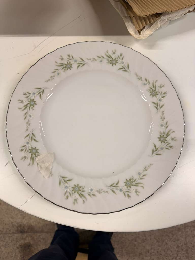 Vintage Fine China Teacup & Saucer Set of 4 – White Green Floral Silver Rim