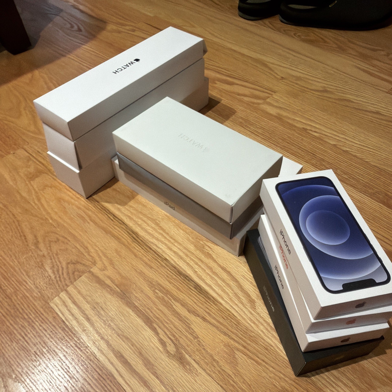 EMPTY BOXES LOT Apple Product–iPad, iPhone, IWatch