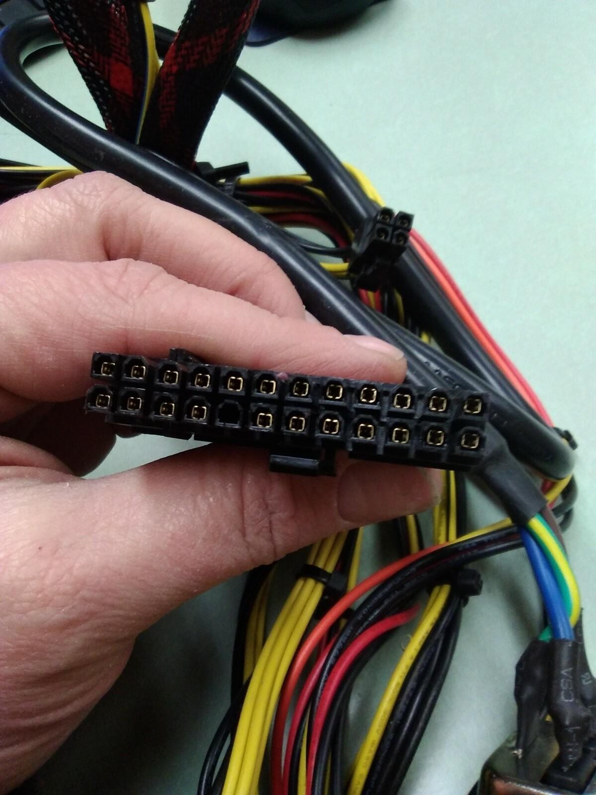 Antec NeoPower 650XR 650W Server Power-Supply EV LIGHTSPEED