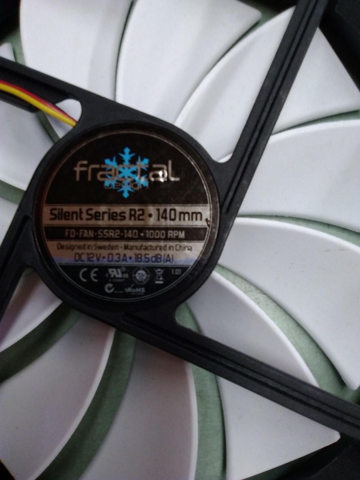Fractal Design Silent Series R2 140mm Cooling Fan FD-FAN-SSR2-140
