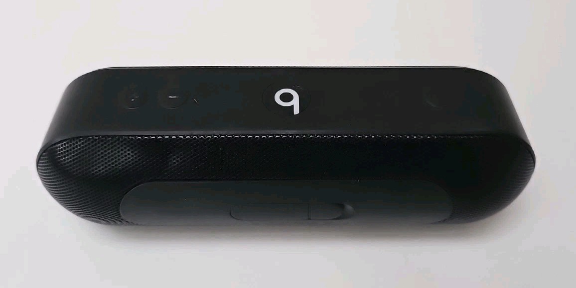 Various Electronics For Parts Garmin, Switch Case, Beats Pill *Check Details*