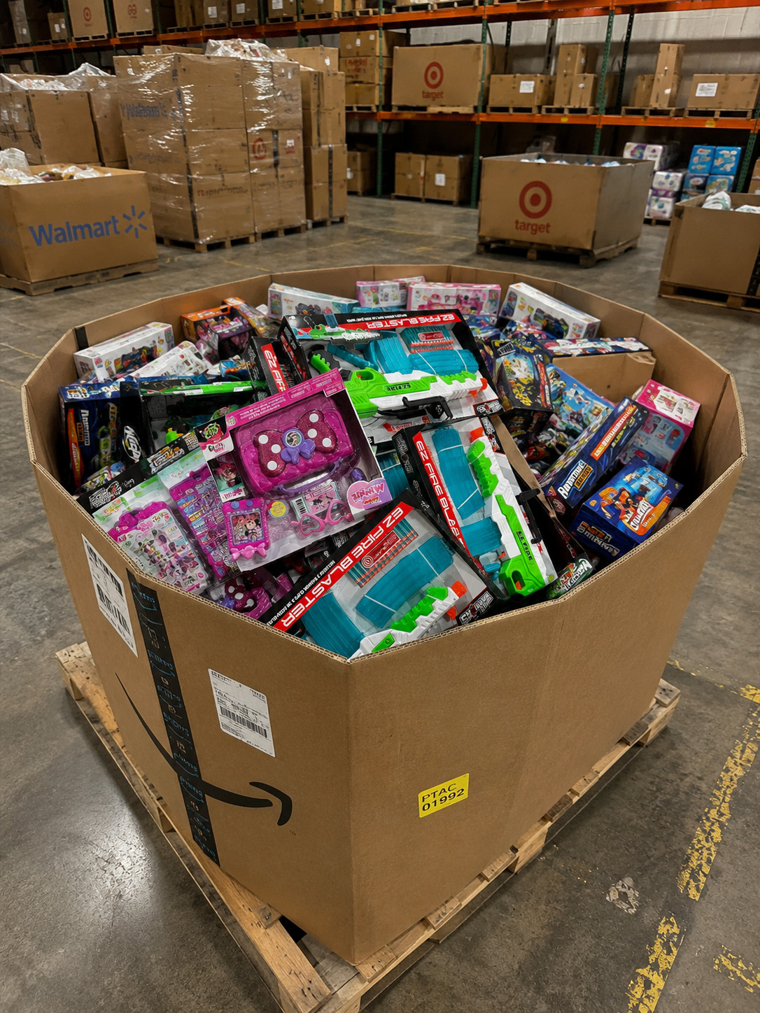 Amazon Returns Inventory with Popular Household Goods