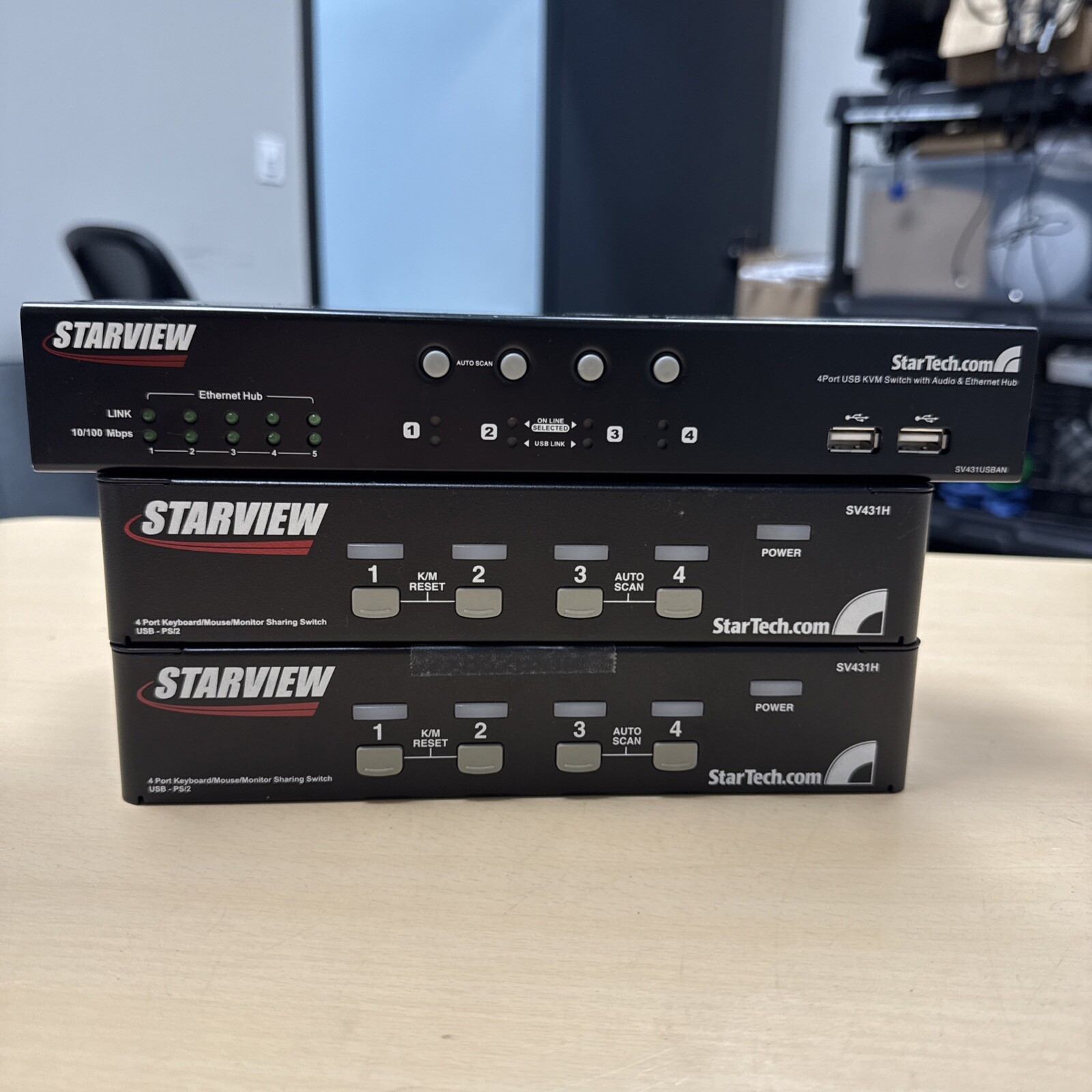 Lot of 3 STARTECH STARVIEW SV431H/SV431USBAN 4 PORT MONITOR SHARING SWITCH