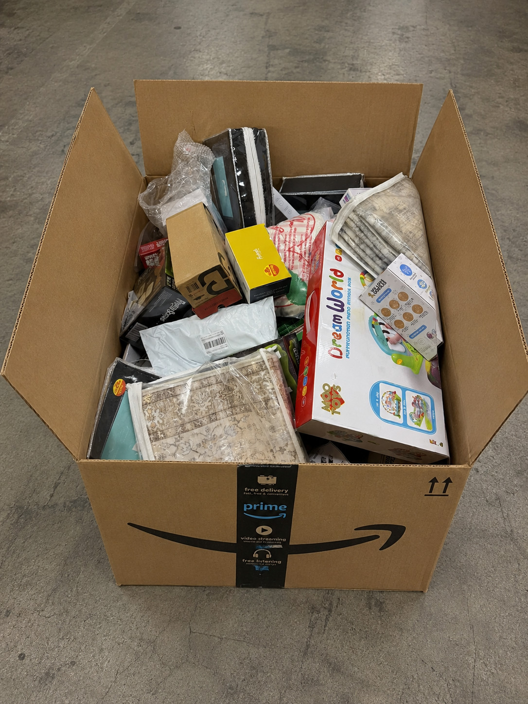 Amazon Retail Collection with High Demand Consumer Products