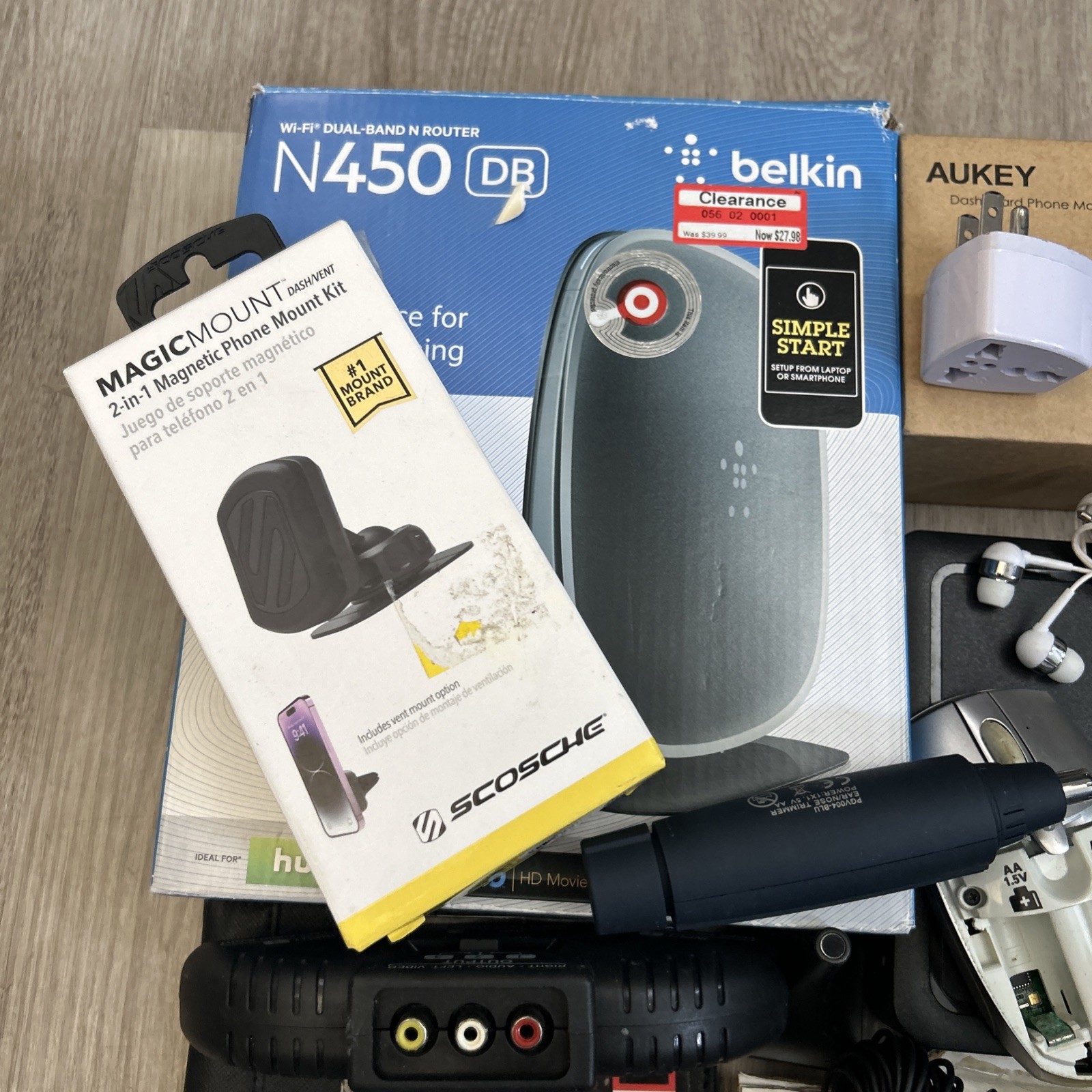 Electronics Reseller PARTS Lot Apple Logitech Microsoft Amazon Sandisk Untested