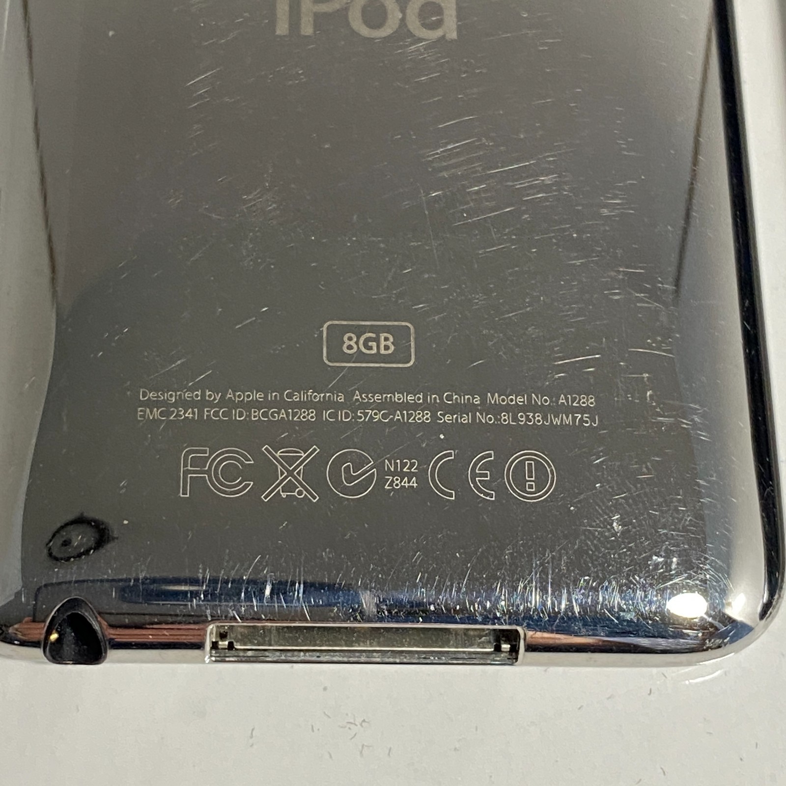 Vintage Apple iPod 8g & iPhone 16g Gig Lot – BROKEN For Parts / Repair