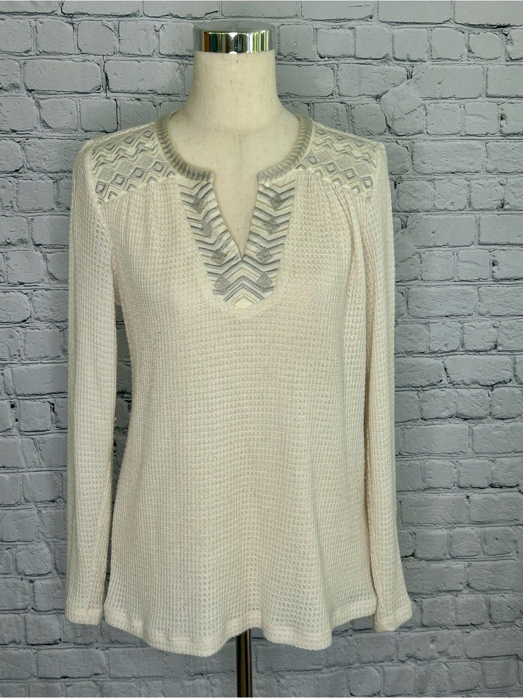 Casual Long Sleeve Top Cream Size M Women’s Sweater