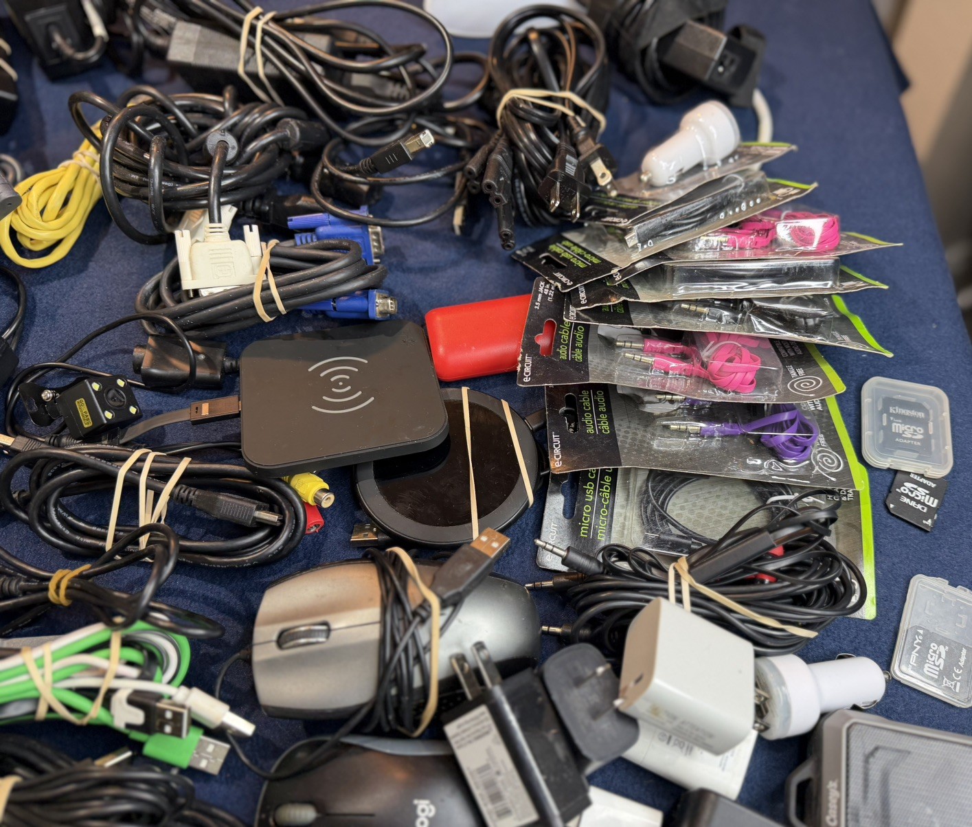 Mixed Lot of Electronics Cables, Chargers, and Power Adapters – Junk Drawer Lot