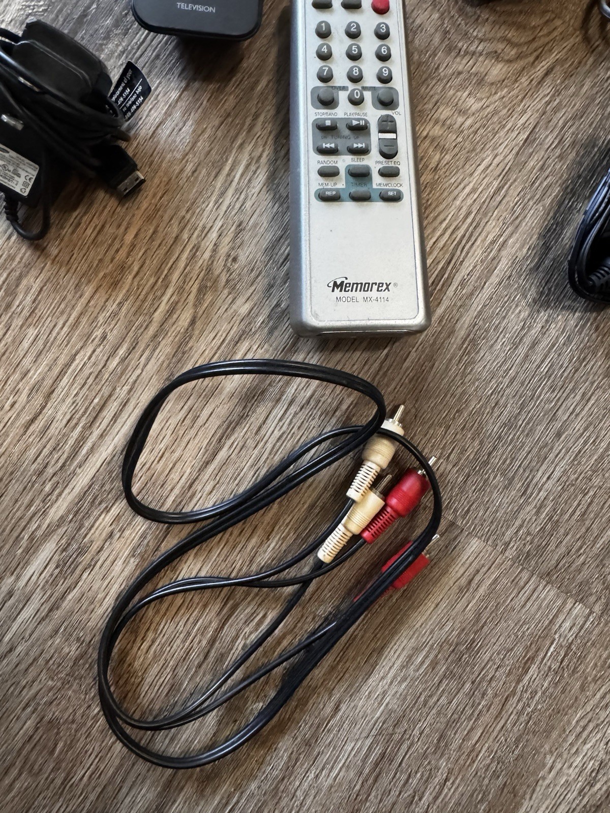Memorex Philips Samsung LG Teka Remotes AC Adapters Earphones Audio Cable Lot