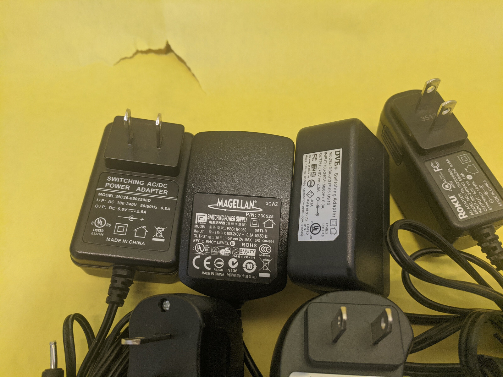Mixed Lot 18pcs AC Power Supply: 4x 9V, 8x 12V, 6x 5V Adapter D-Link,Roku,YHI…