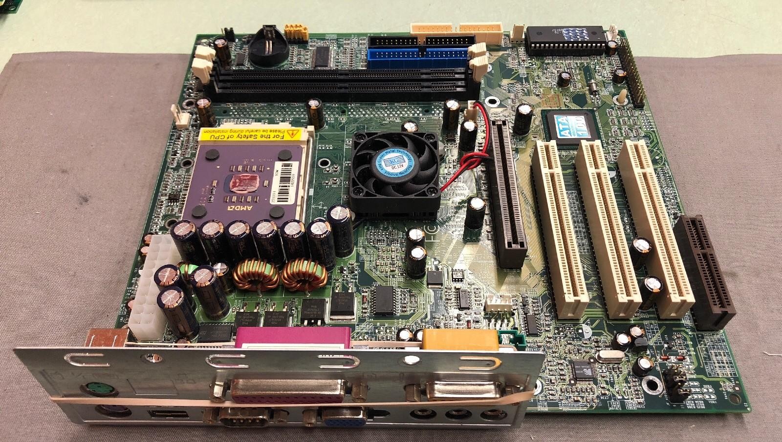 BIOSTAR M7VKG VER 2.0 WITH CPU AMD D950AUT18 AND I/O SHIELD