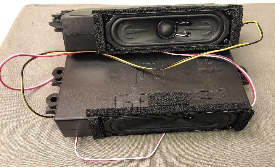 Vizio speaker set for E420I-A0 0335-1008-9560