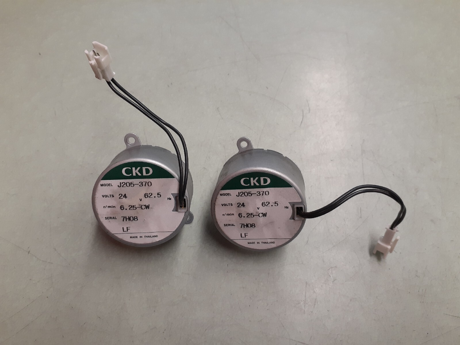 (2) CKD Timer Motor J205-370 6.25-CW 24VAC Serial: 7H08