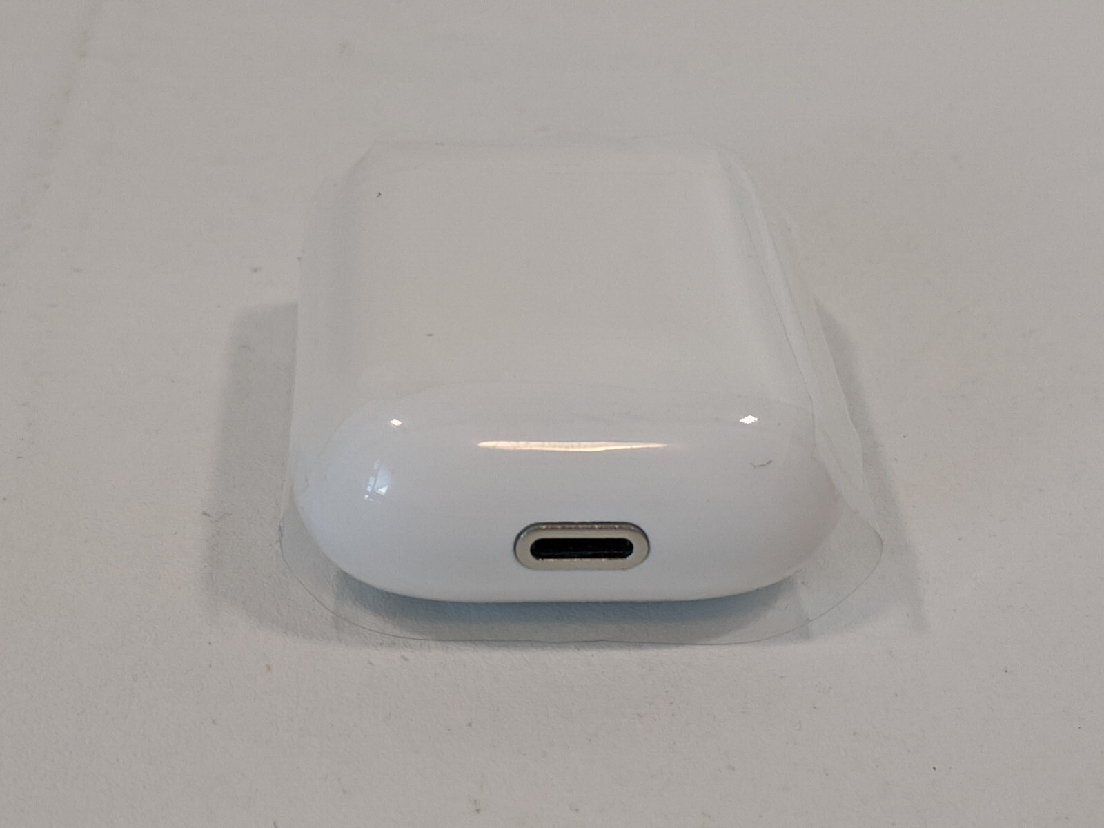 i10-Touch Compatible Android IOS Earbuds, RoadKing Lighter Charger, TomTom GPS +
