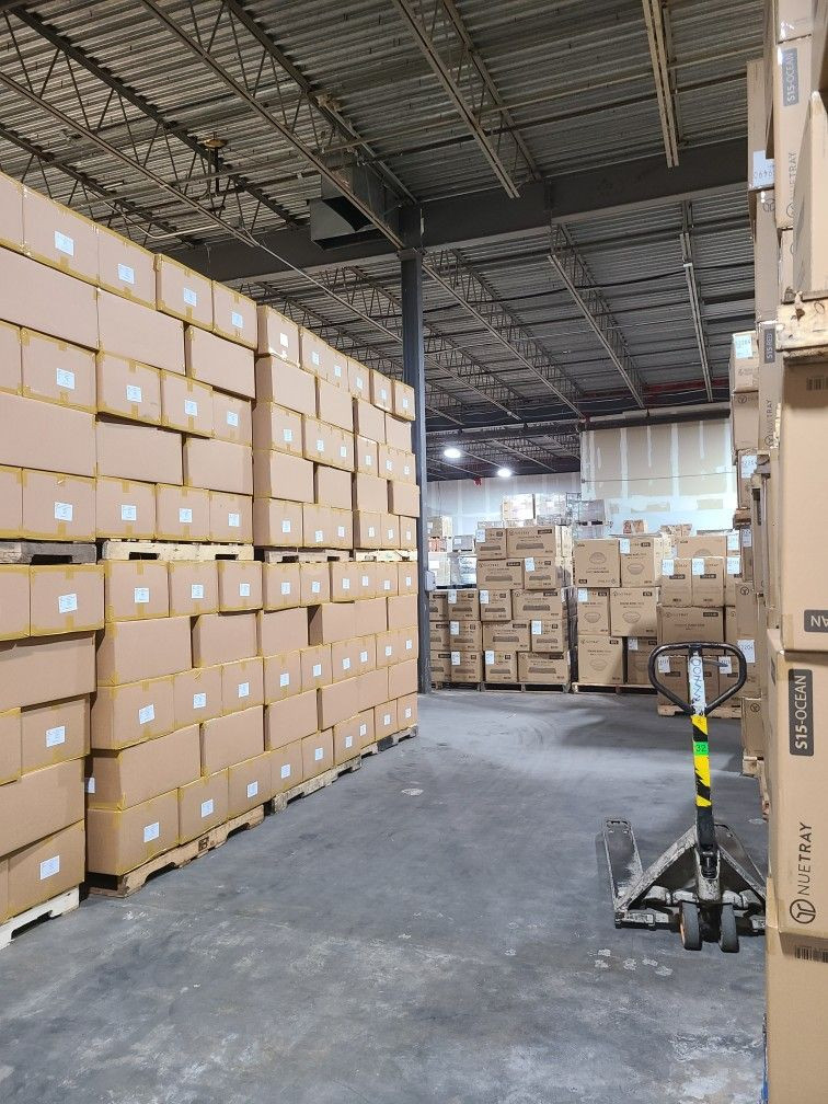 LARGE Surprise Box – Brand New Mixed Items | Reseller Gold | $100+ Value