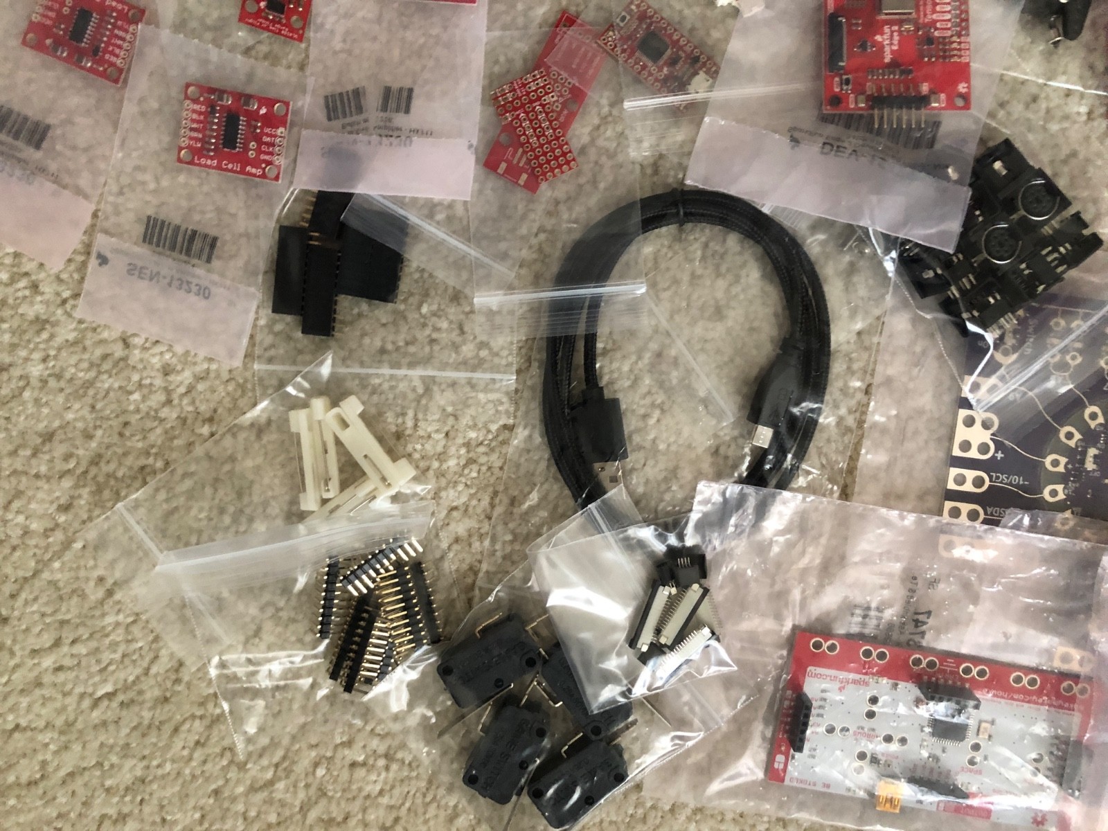 Sparkfun Electronics Mystery Box (w/7″ Rasp. Pi Touchscreen) – Unused