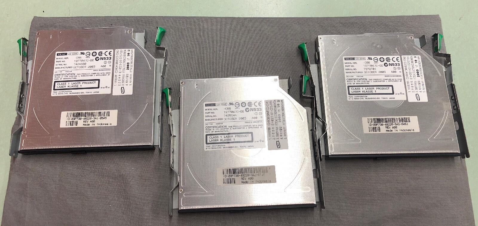LOT OF 3 TEAC CD-244E VER C66 1977047C-66 09P738 REV A00 CD ROM DRIVE