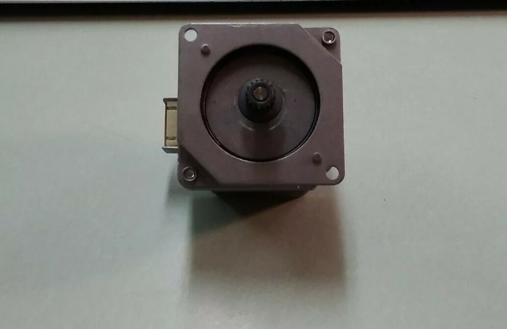 STP-59D1029 1.8 DEGREE STEP 1.3 STEPPING MOTOR