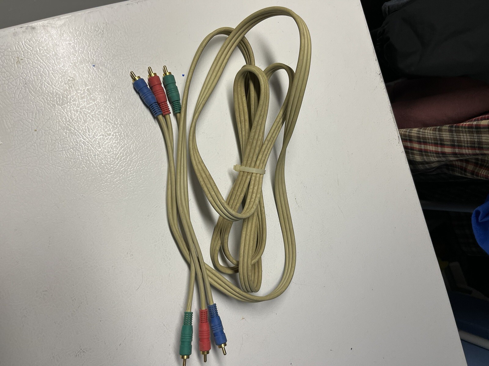 Lot Of Miscellaneous Electronic Cables.