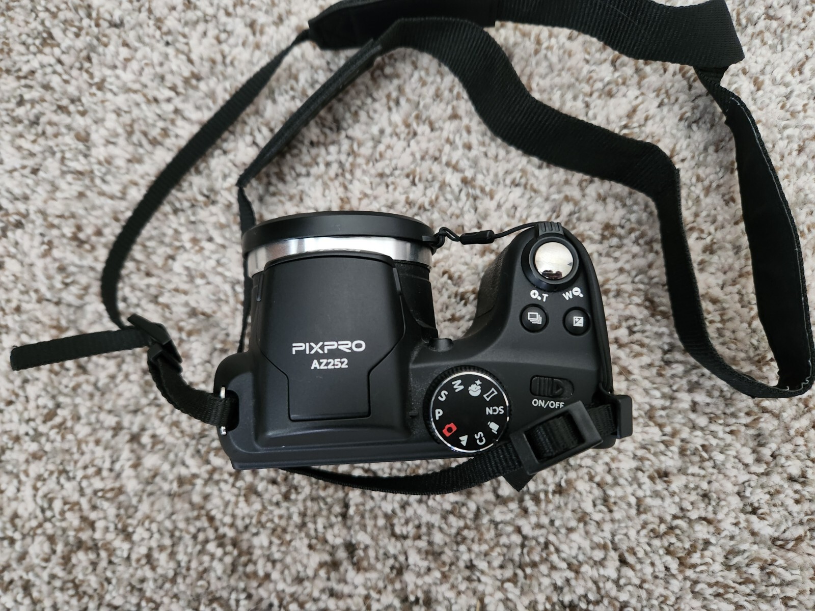 BUNDLE DEAL: Kodak PIXPRO AZ252, Garmin Forerunner 35, and Speaker!