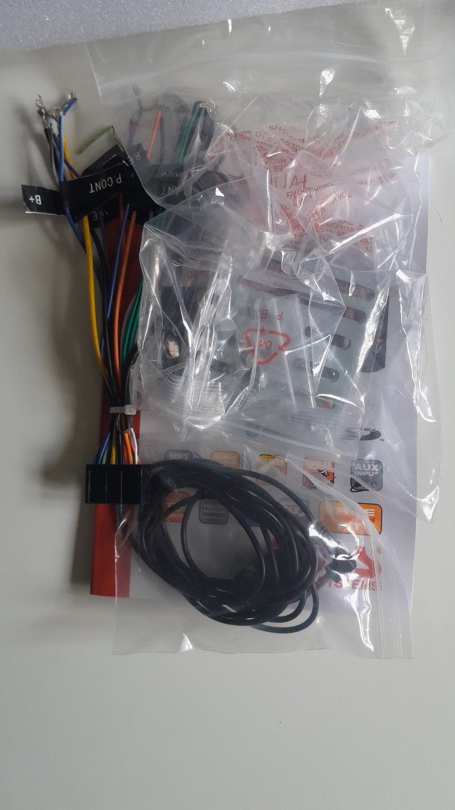 Car Dashboard Audio / Video Systems, Audio Amplifier, Speaker, etc. Item Lot