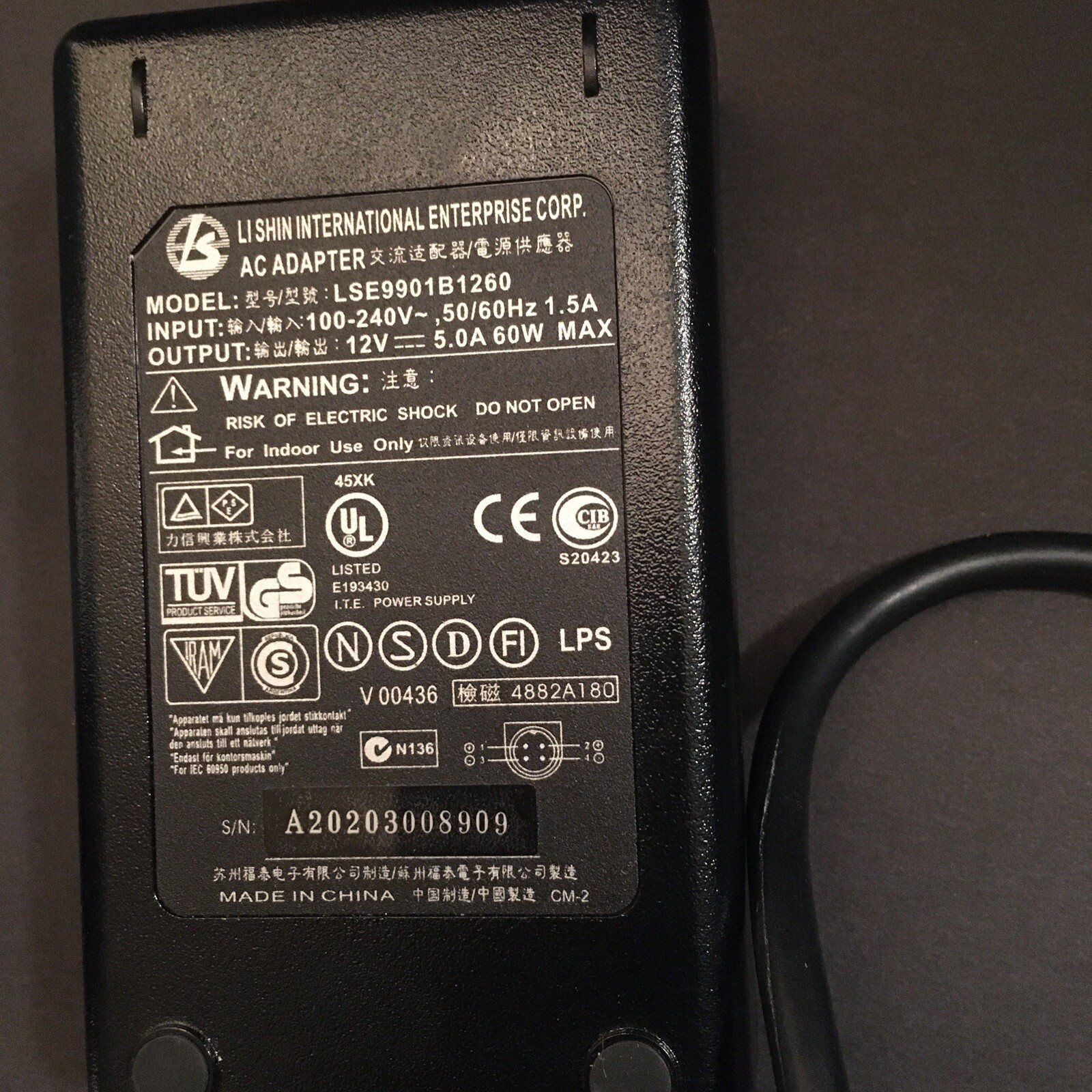 POWER SUPPLY cord AC/DC ADAPTER Li shin LSE9901B1250 50W