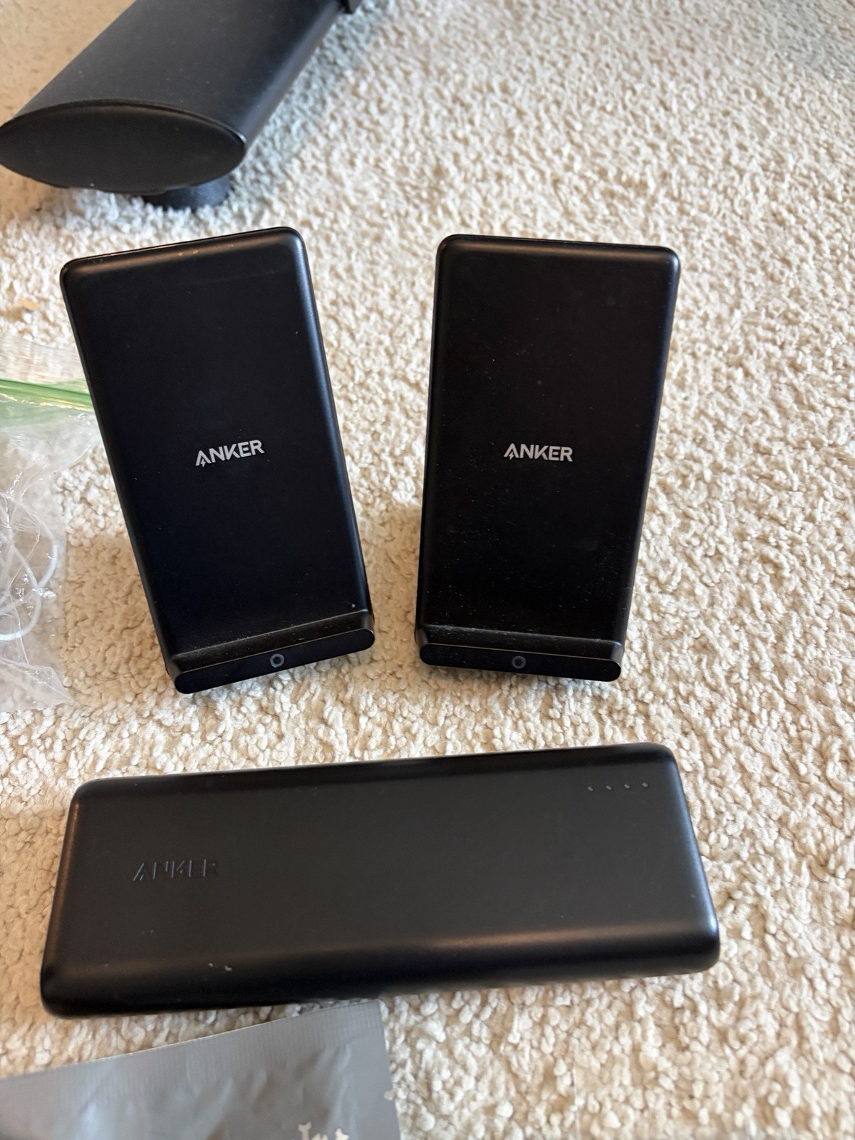 Lot of Assorted Apple/Anker products, Chargers, Cables, Earbuds All UNTESTED
